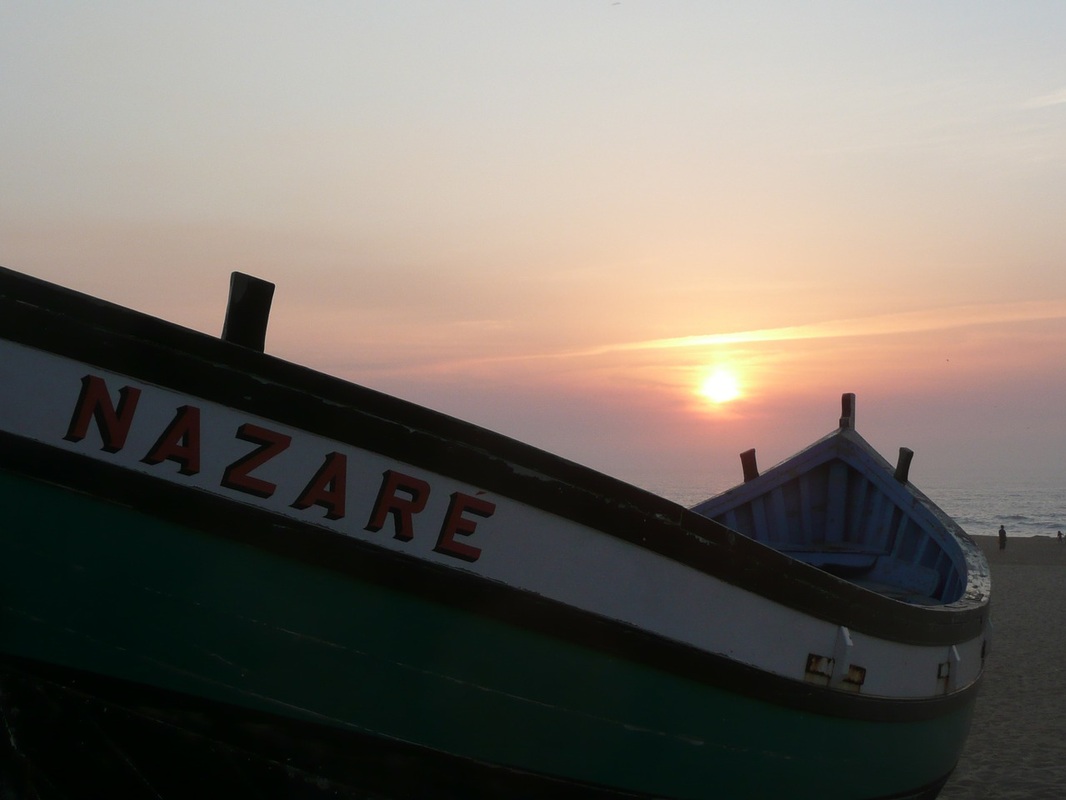 Image nazare beach sunset